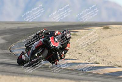 media/Nov-16-2025-Race Pace (Sun) [[8c5fa54630]]/Verified Riders/8-Turn 12 (120pm)/